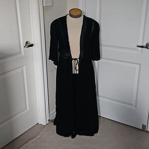 Goa Beachwear By Japna Ladies Pullover Robe With Lace Trim Small Black